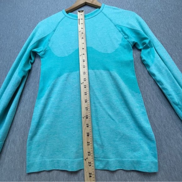 Heathered Green Pullover Long Sleeve Tee - Picture 8 of 9